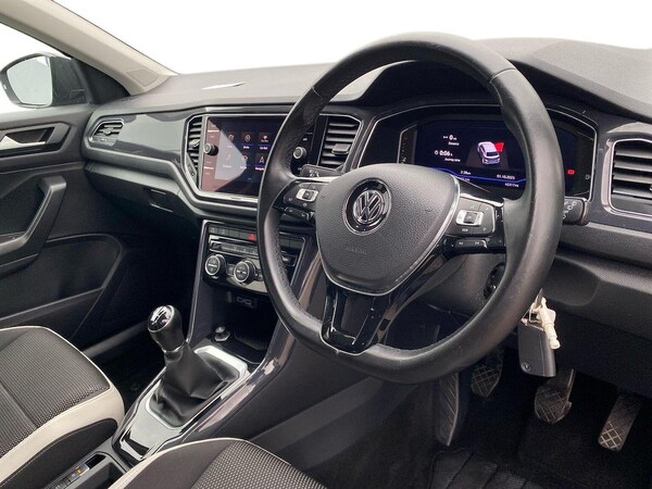Used Volkswagen T-Roc 2019 for sale - 76134224: Photo 15