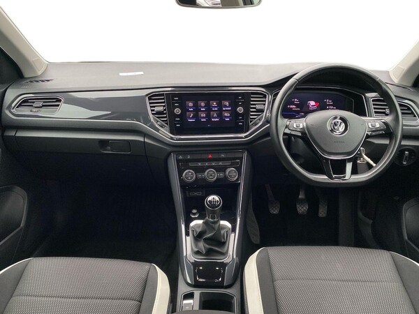 Used Volkswagen T-Roc 2019 for sale - 76134224: Photo 8