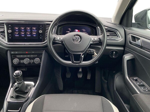 Used Volkswagen T-Roc 2019 for sale - 76134224: Photo 9