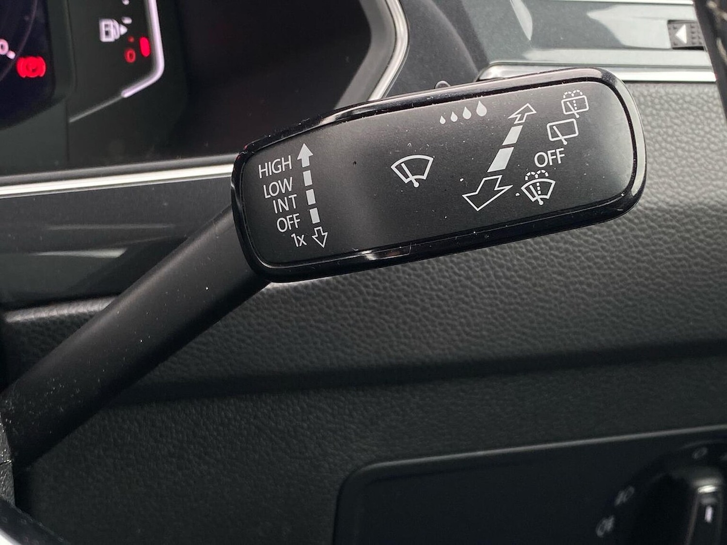 Used Volkswagen Tiguan 2019 for sale - 76149477: Photo 28