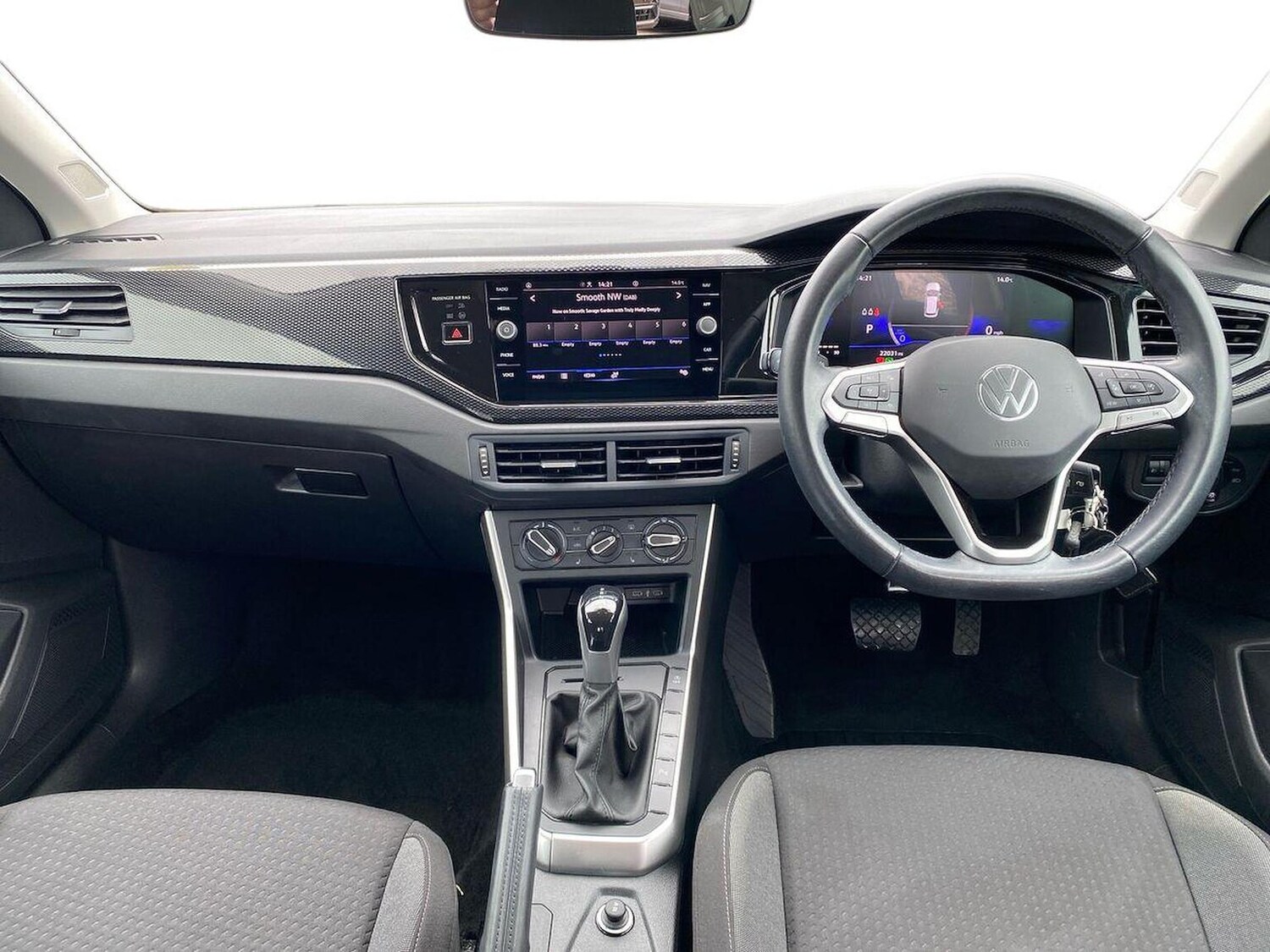 Used Volkswagen Polo 2024 for sale - 78195928: Photo 8