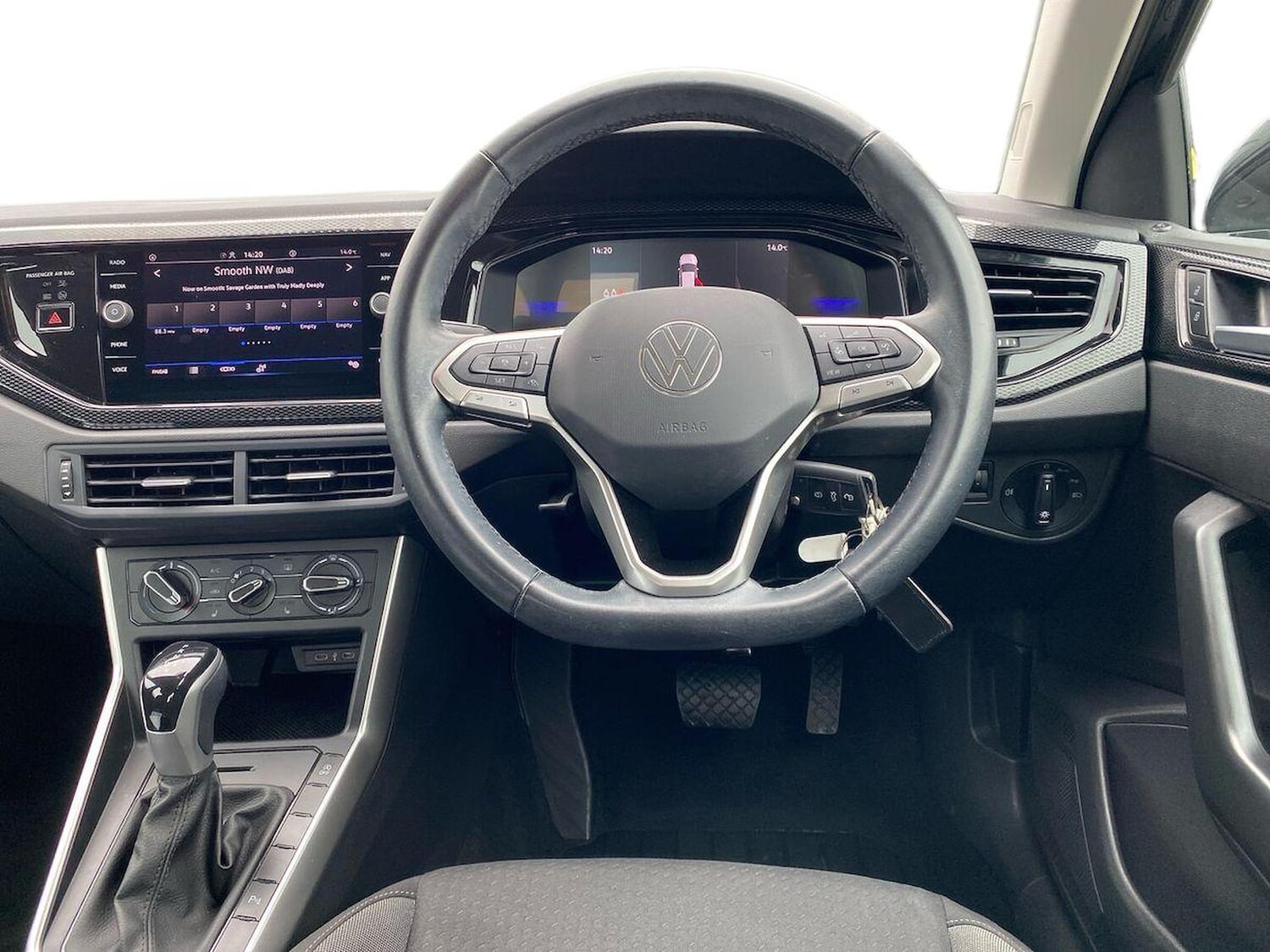 Used Volkswagen Polo 2024 for sale - 78195928: Photo 9