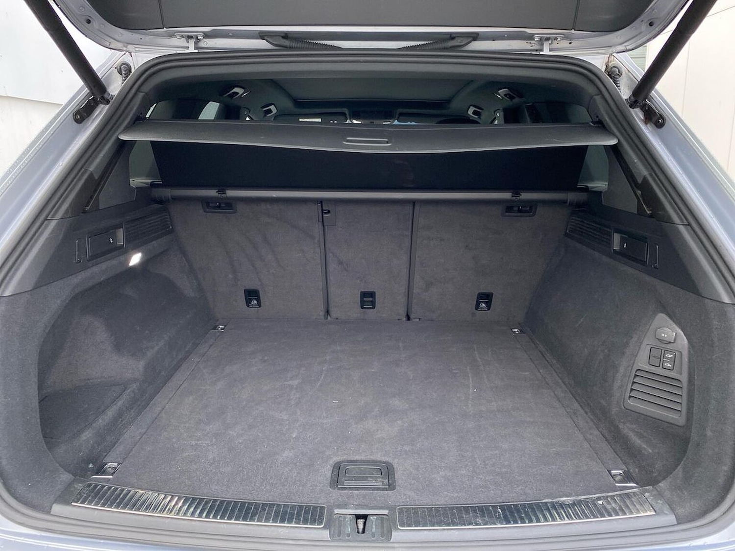 Used Volkswagen Touareg 2020 for sale - 76320726: Photo 17