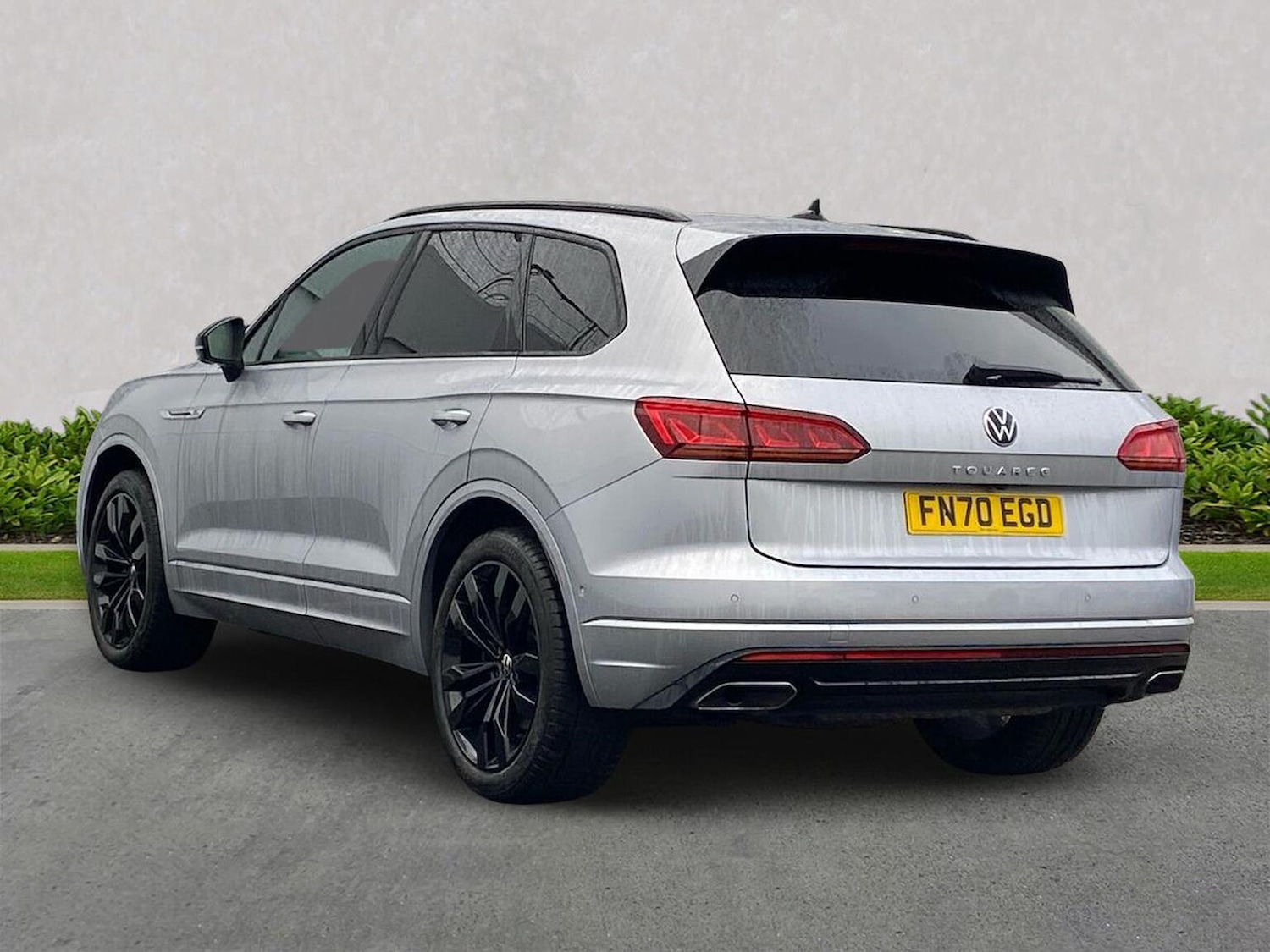 Used Volkswagen Touareg 2020 for sale - 76320726: Photo 2