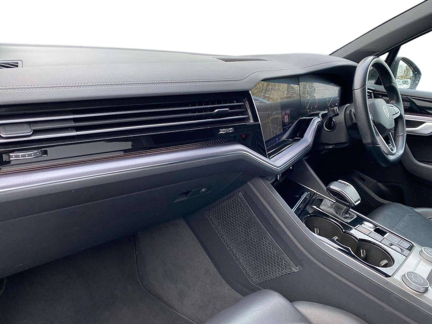 Used Volkswagen Touareg 2020 for sale - 76320726: Photo 7