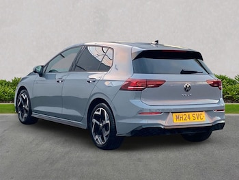 Used Volkswagen Golf 2024 for sale - 76924568: Photo