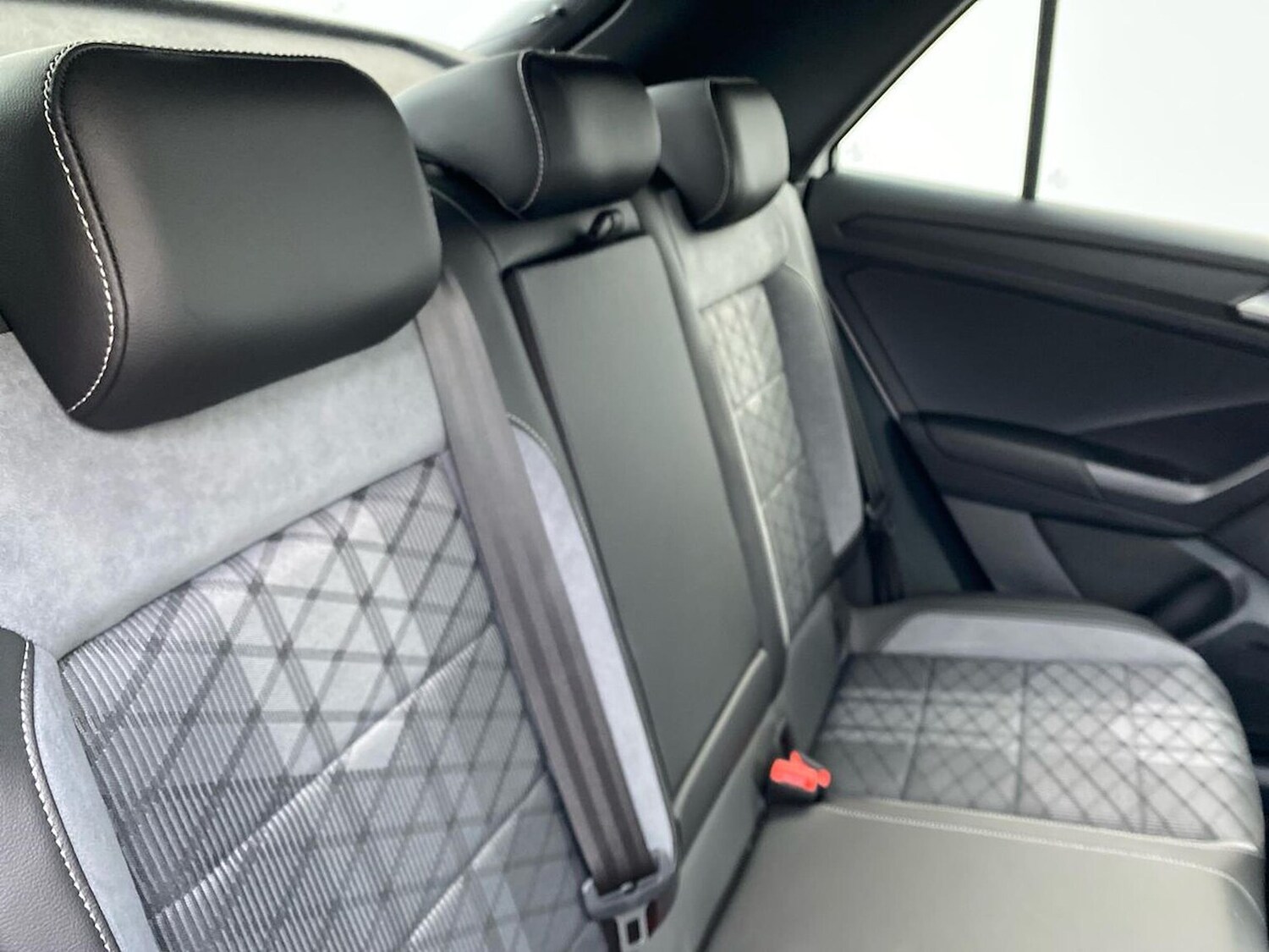 Used Volkswagen T-Roc 2026 for sale - 77759341: Photo 16