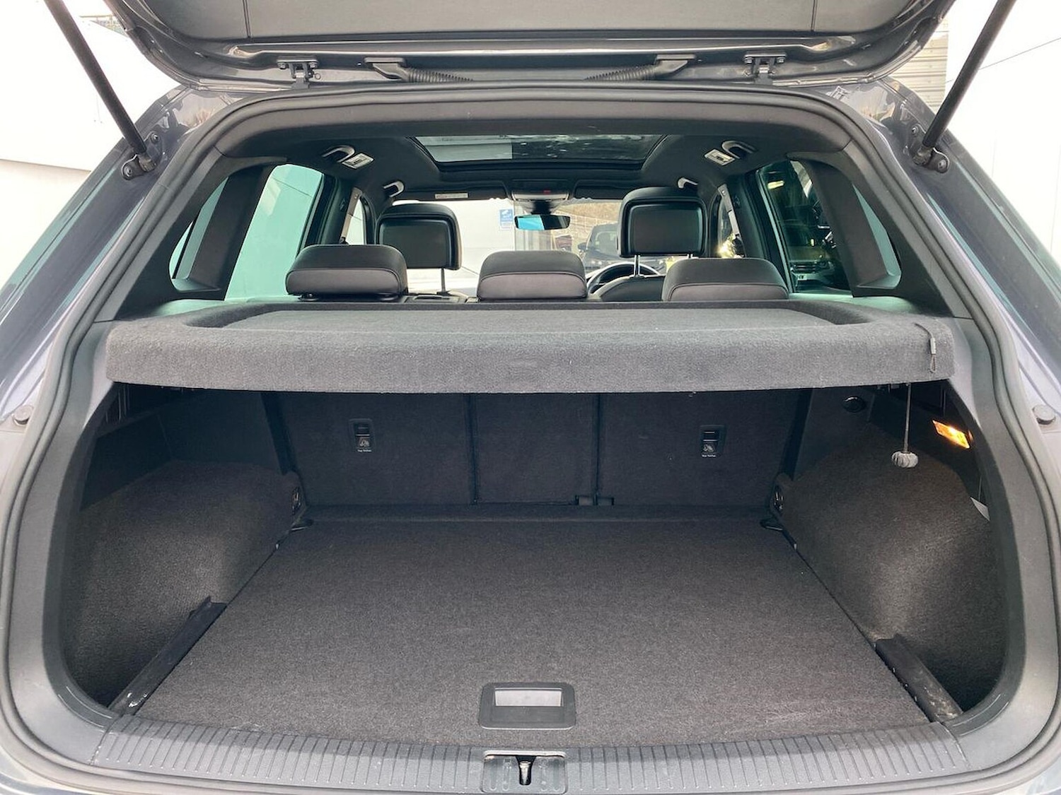 Used Volkswagen Tiguan 2020 for sale - 77759335: Photo 17