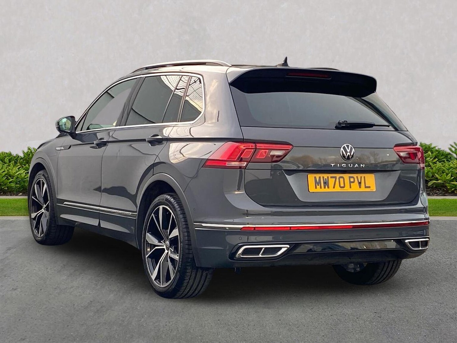 Used Volkswagen Tiguan 2020 for sale - 77759335: Photo 2