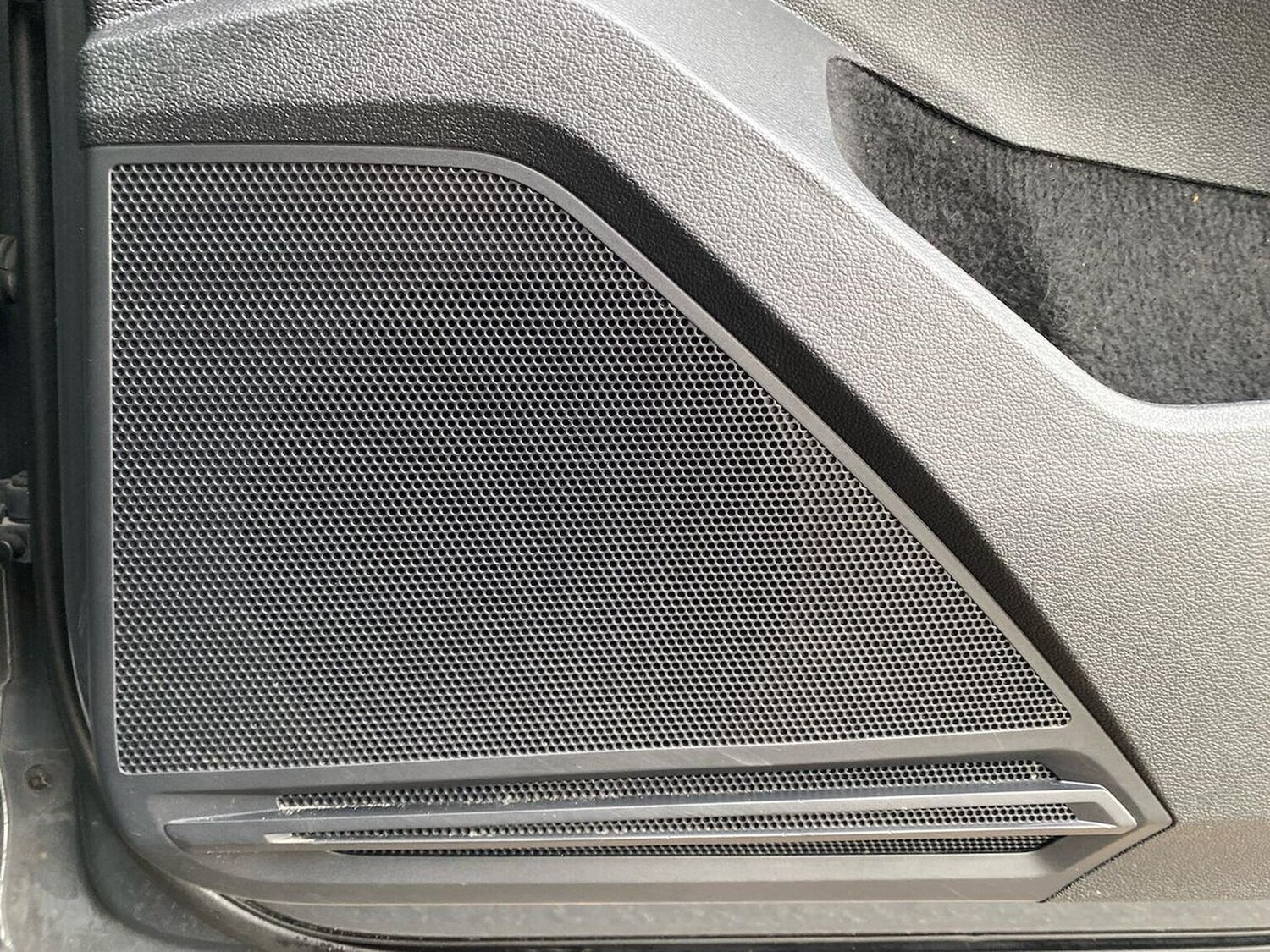 Used Volkswagen Tiguan 2020 for sale - 77759335: Photo 30