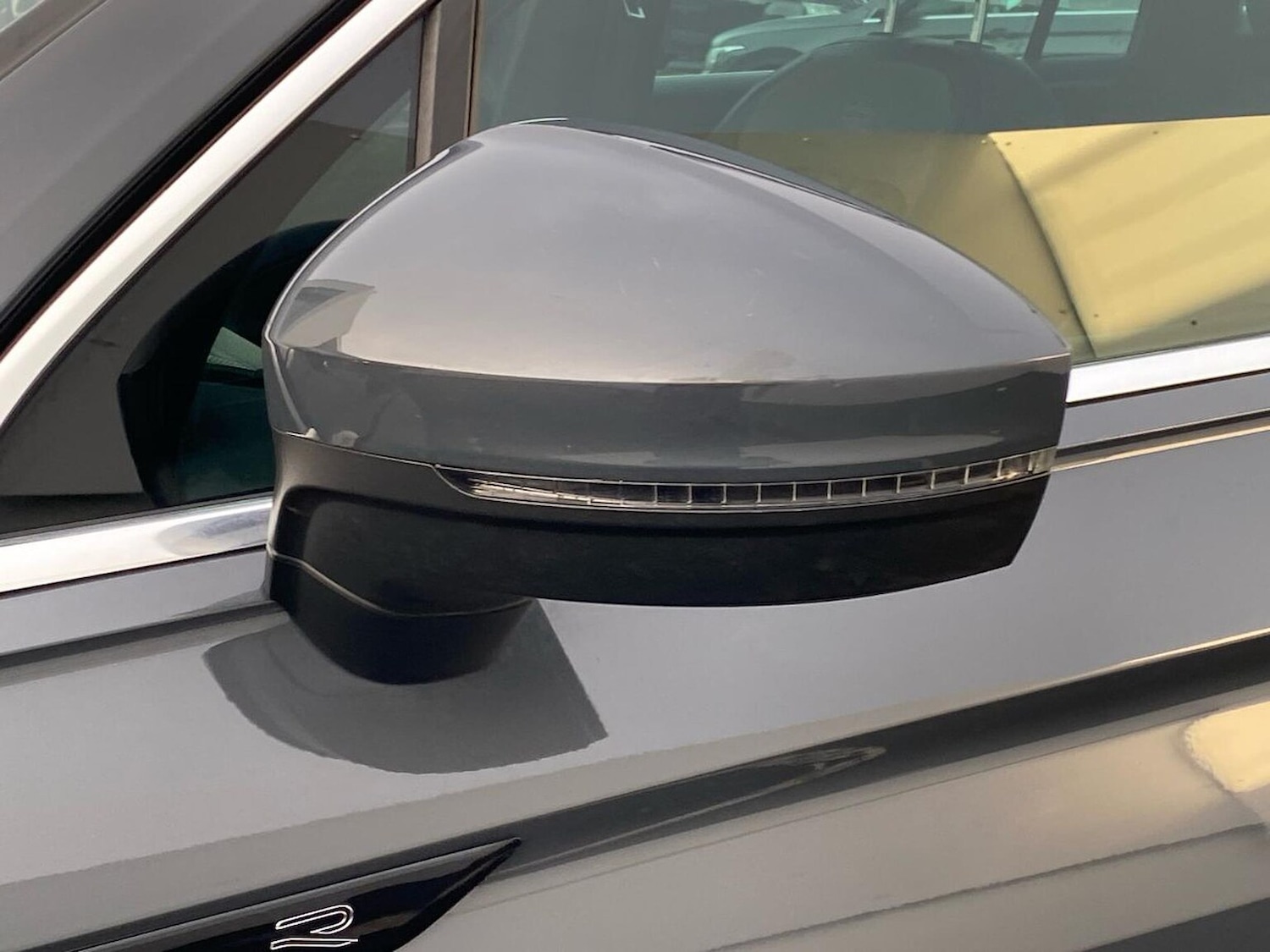 Used Volkswagen Tiguan 2020 for sale - 77759335: Photo 37