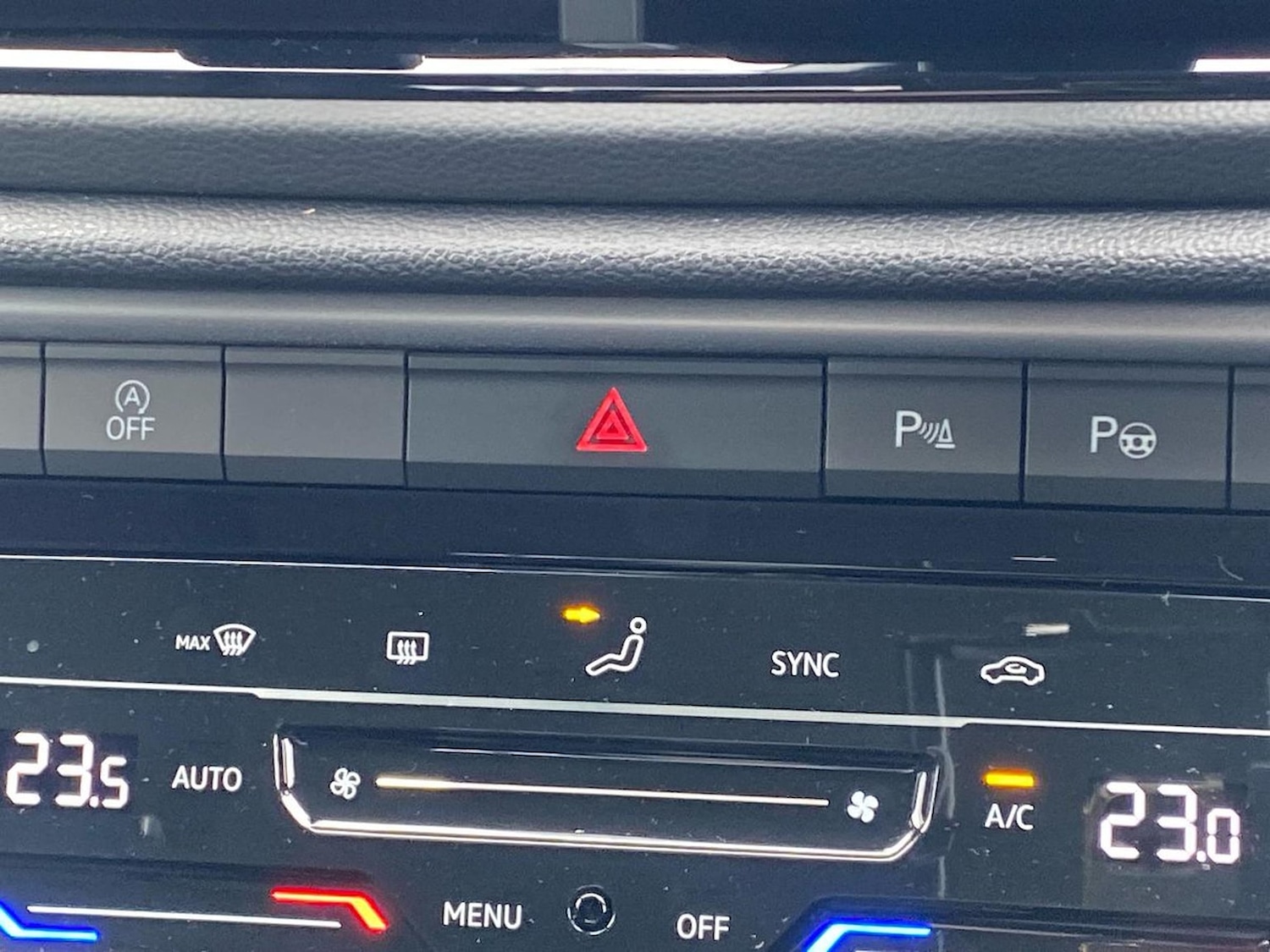 Used Volkswagen T-Roc 2026 for sale - 78195961: Photo 22