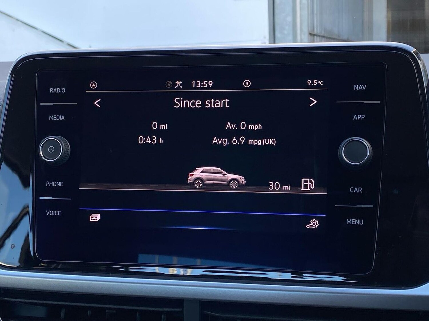 Used Volkswagen T-Roc 2023 for sale - 78195938: Photo 24