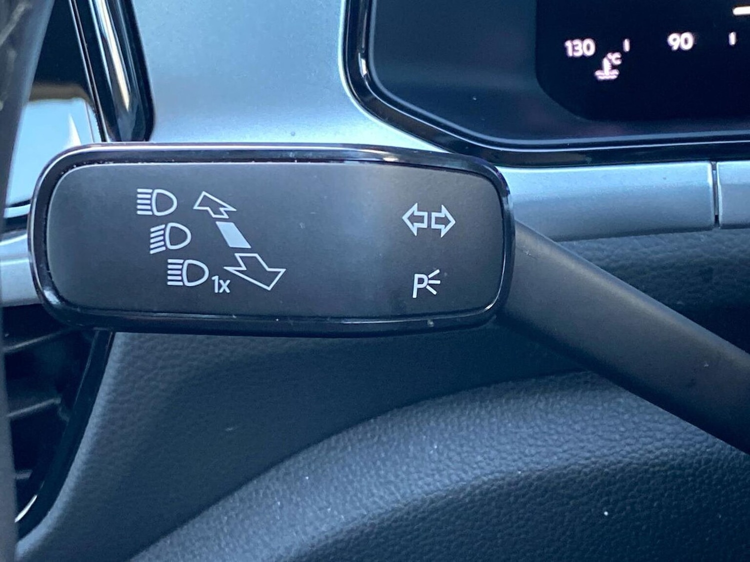 Used Volkswagen T-Roc 2023 for sale - 78195938: Photo 28