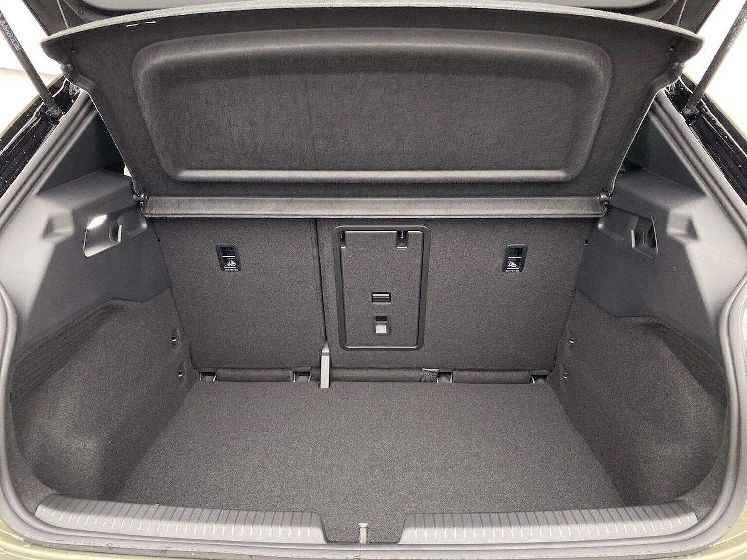 Used Volkswagen ID.3 2025 for sale - 77488138: Photo 17