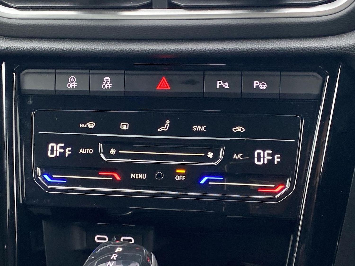 Used Volkswagen T-Roc 2023 for sale - 77488200: Photo 12