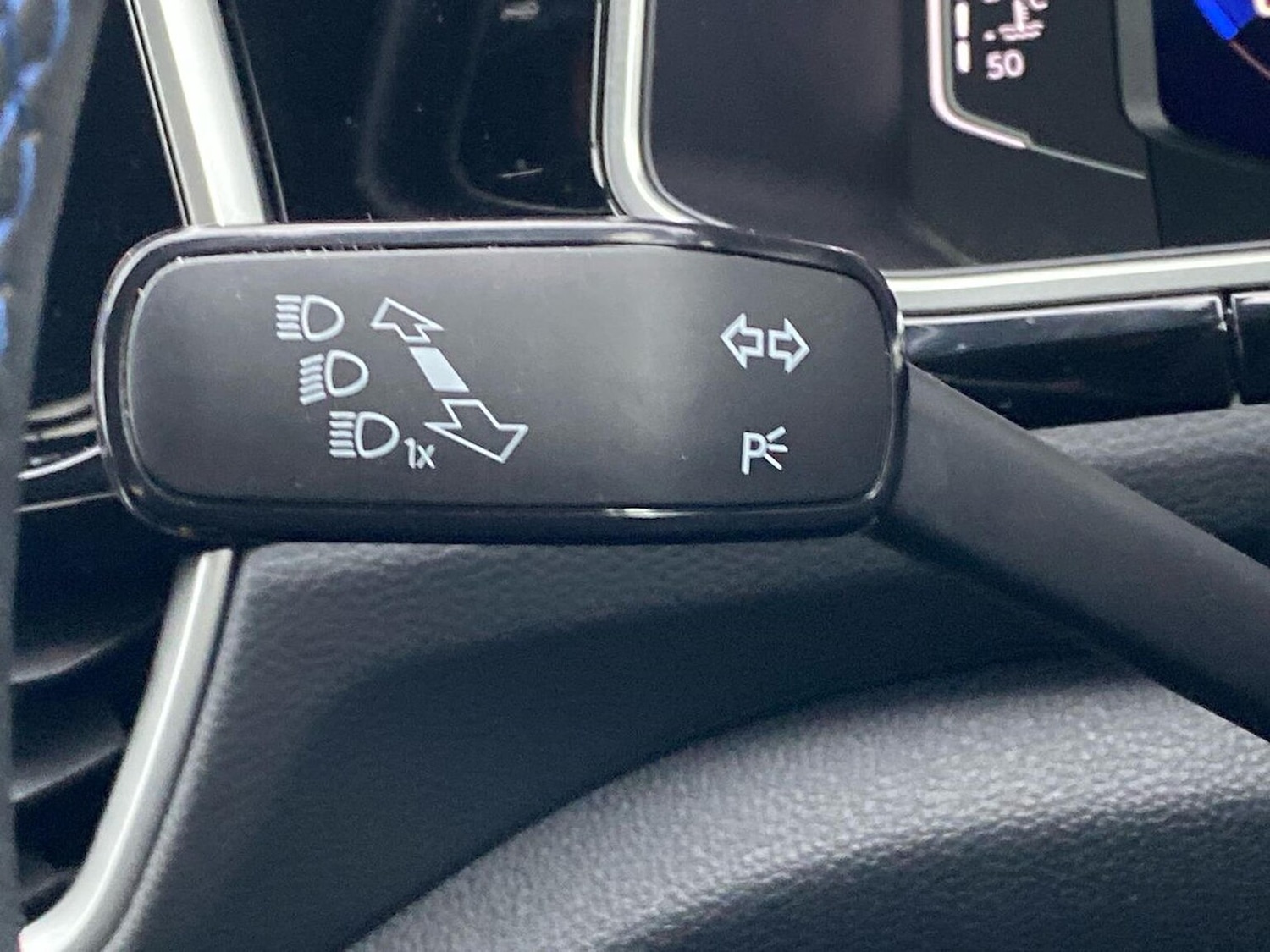 Used Volkswagen T-Roc 2023 for sale - 77488200: Photo 29