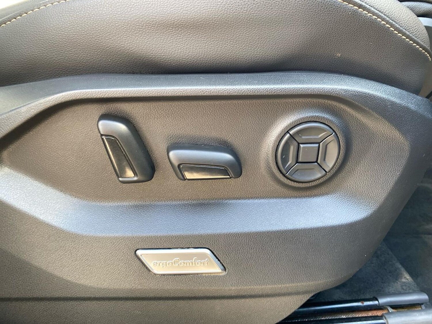 Used Volkswagen Touareg 2023 for sale - 78195962: Photo 30