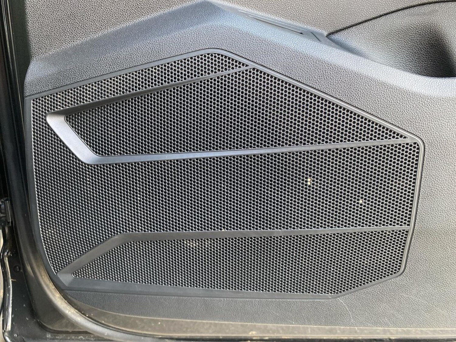 Used Volkswagen Touareg 2023 for sale - 78195962: Photo 31