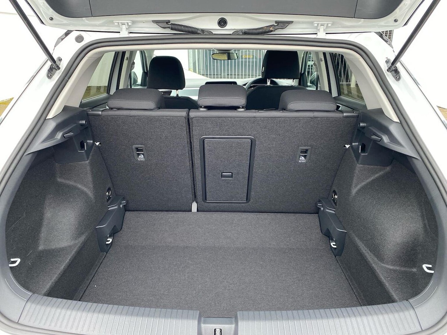 Used Volkswagen T-Roc 2026 for sale - 77901669: Photo 17