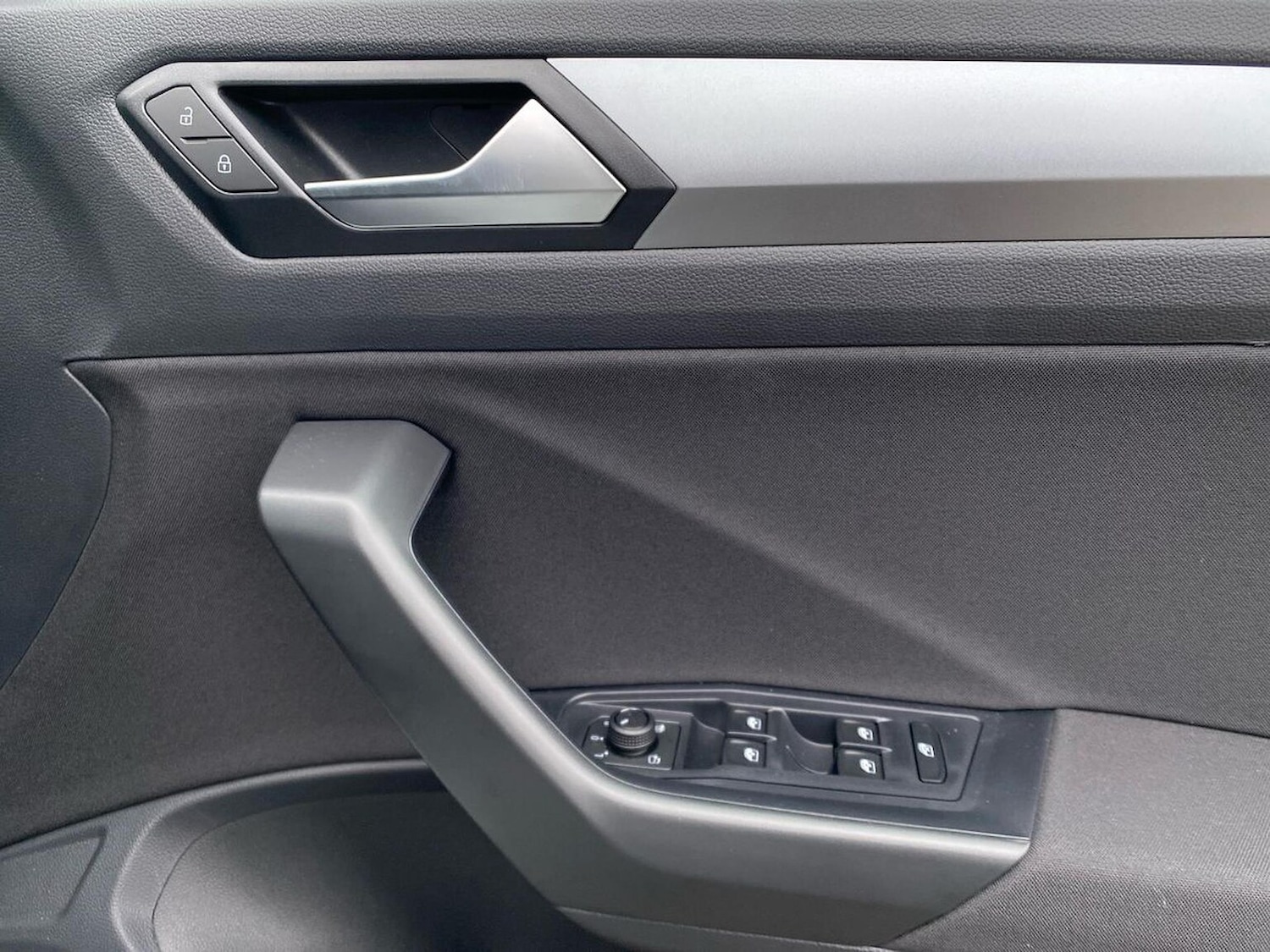 Used Volkswagen T-Roc 2026 for sale - 77901669: Photo 21