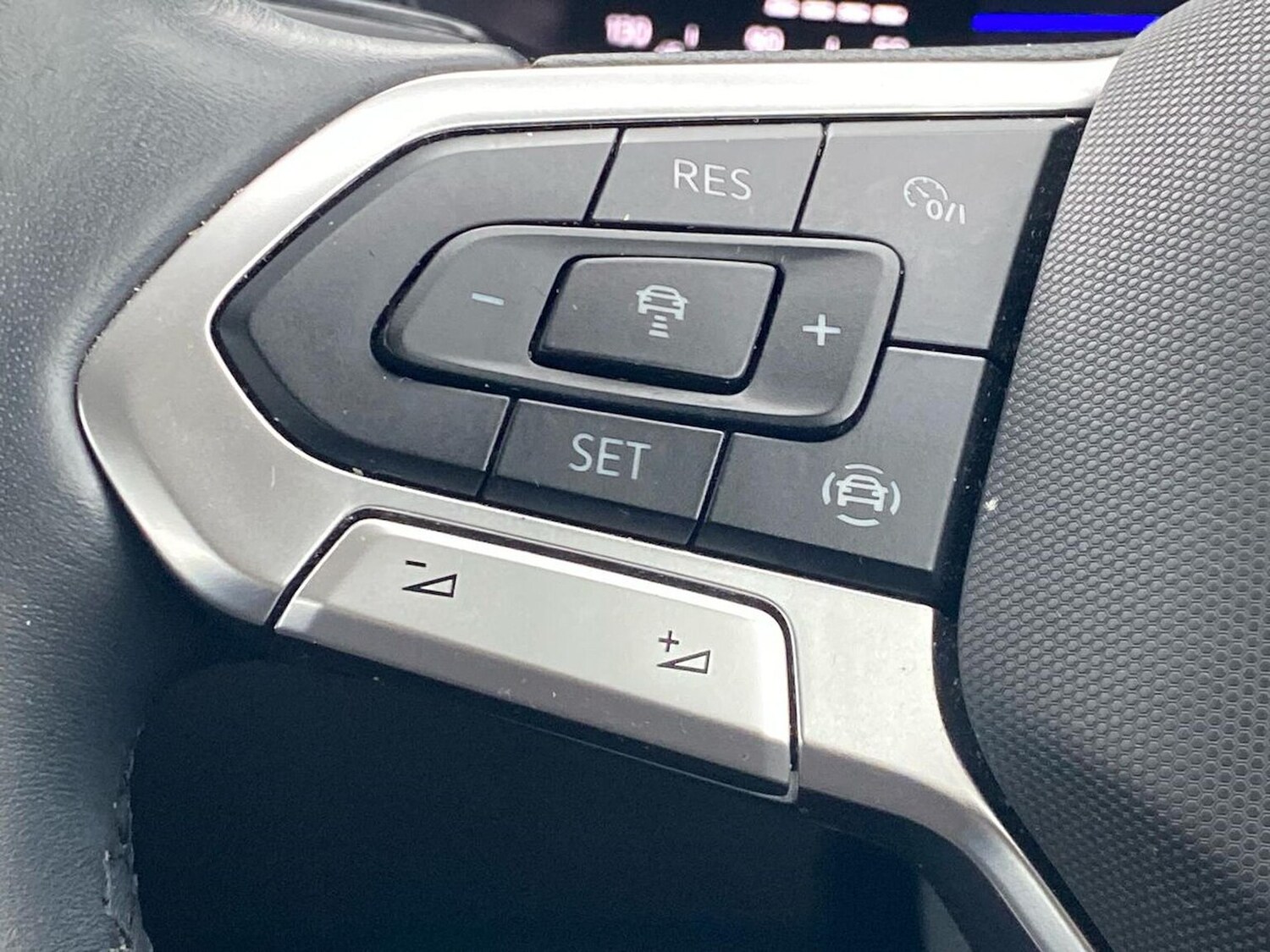 Used Volkswagen T-Roc 2022 for sale - 78195916: Photo 26