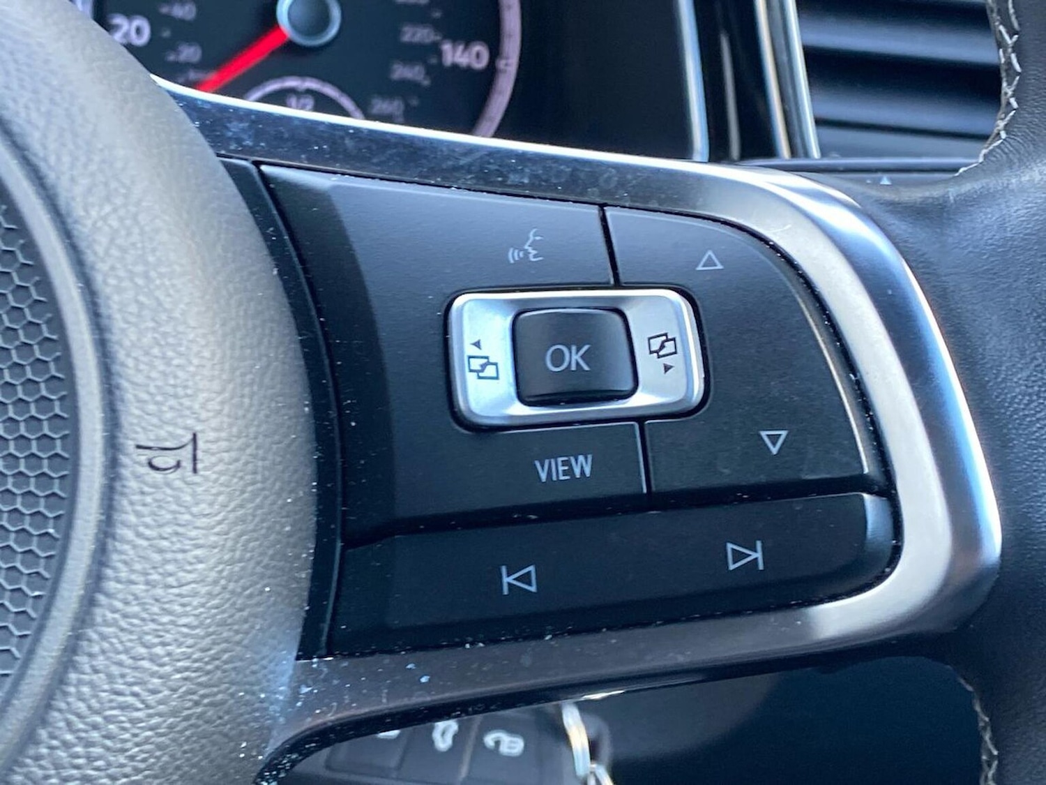 Used Volkswagen T-Roc 2021 for sale - 78144534: Photo 25