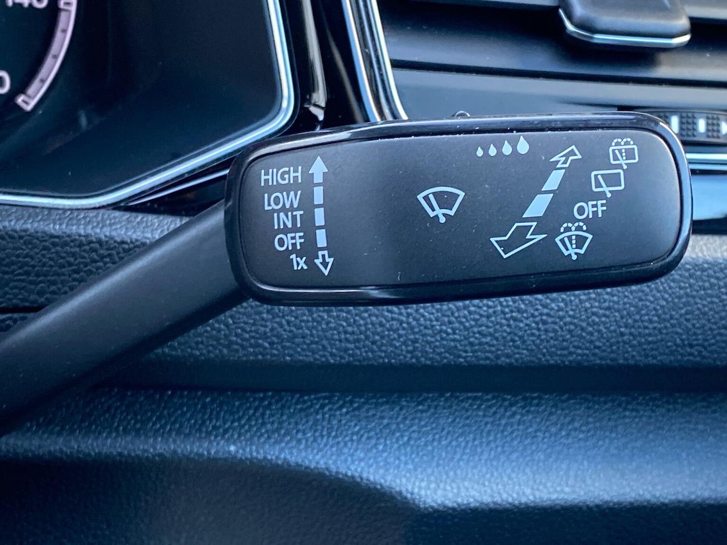 Used Volkswagen T-Roc 2021 for sale - 78144534: Photo 27