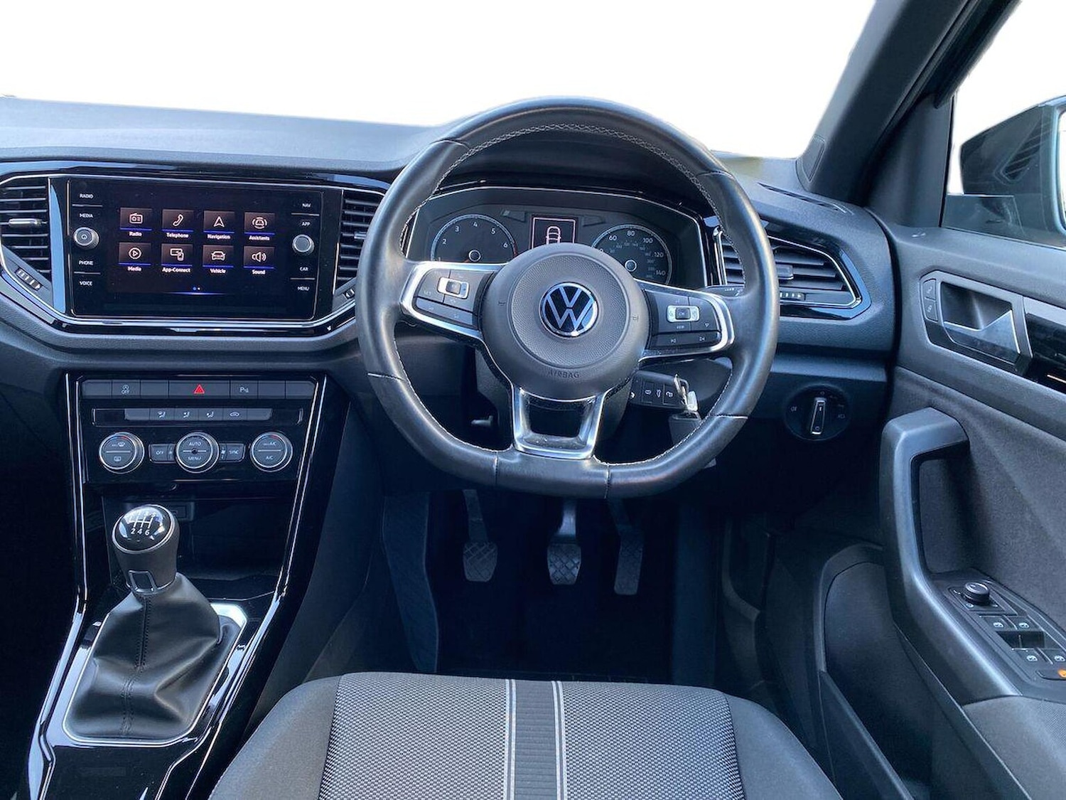 Used Volkswagen T-Roc 2021 for sale - 78144534: Photo 9