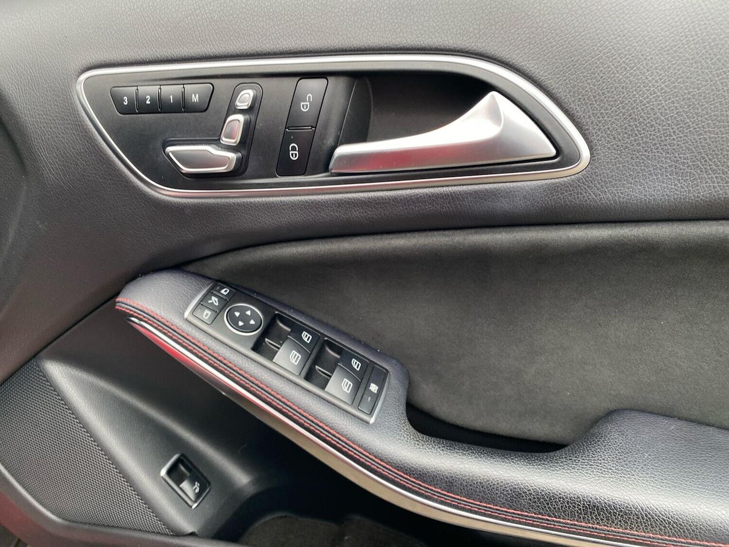 Used Mercedes-Benz GLA 2017 for sale - 76725930: Photo 21