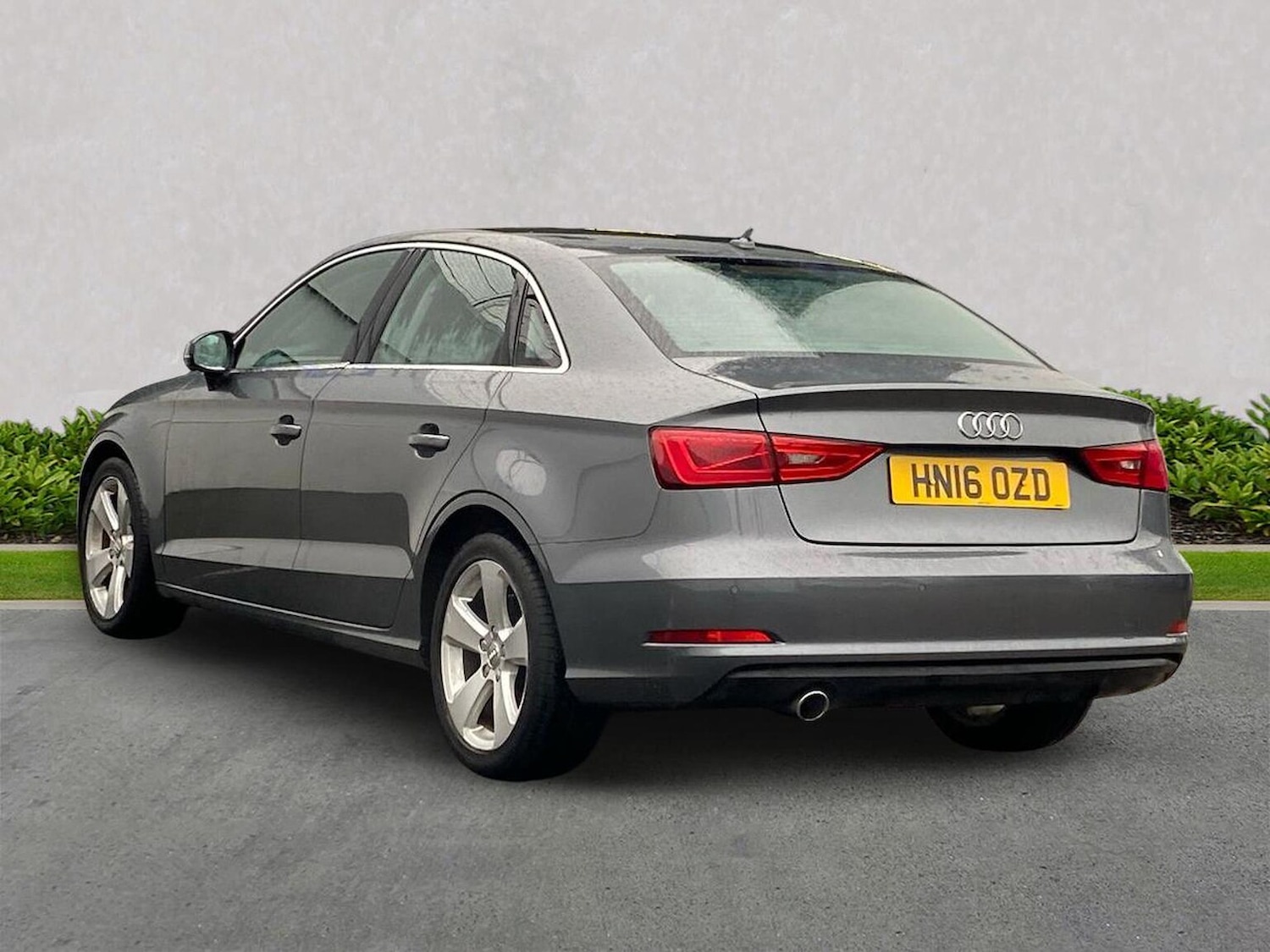 Used Audi A3 2016 for sale - 76809368: Photo 2