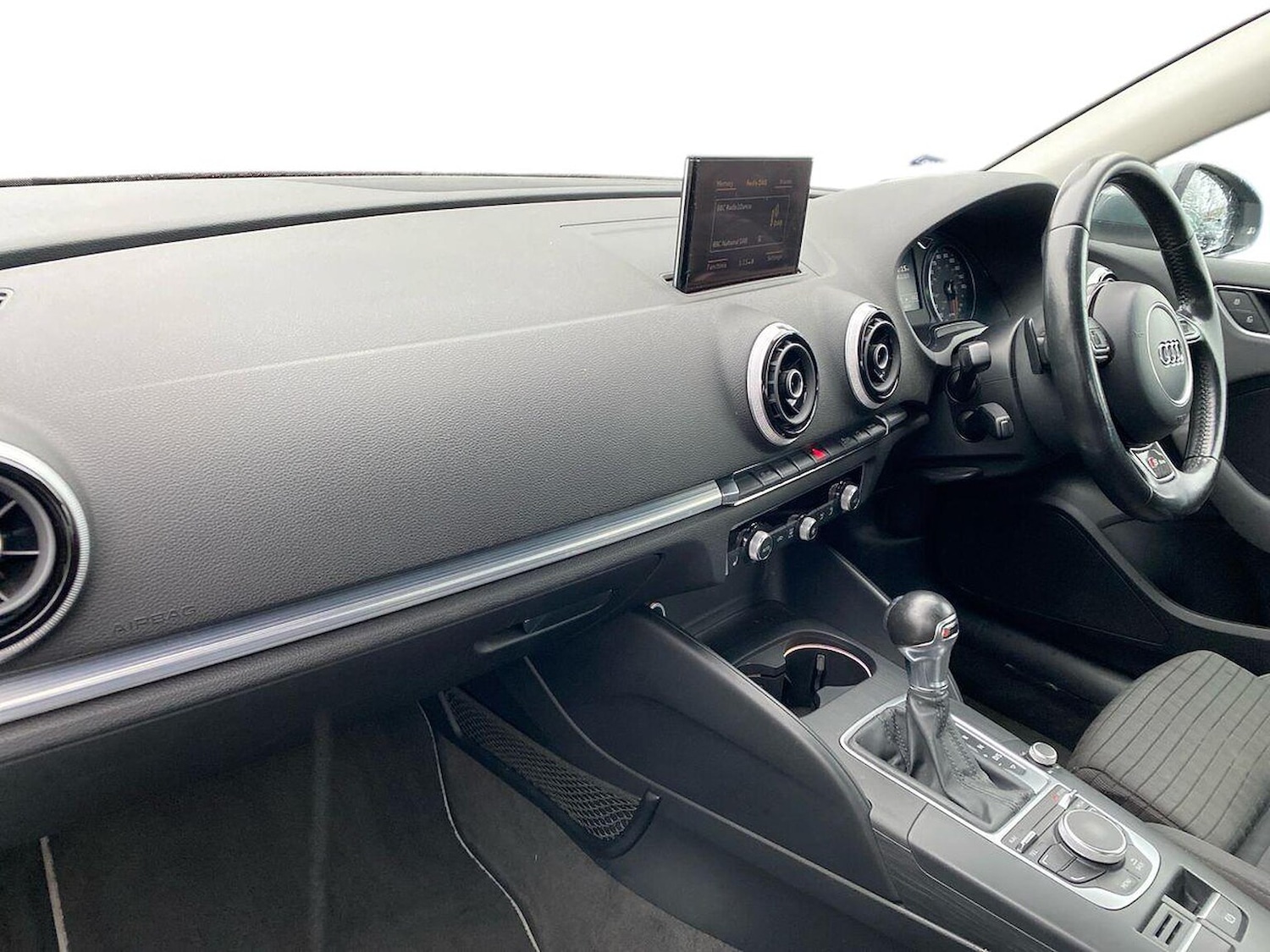 Used Audi A3 2016 for sale - 76809368: Photo 7