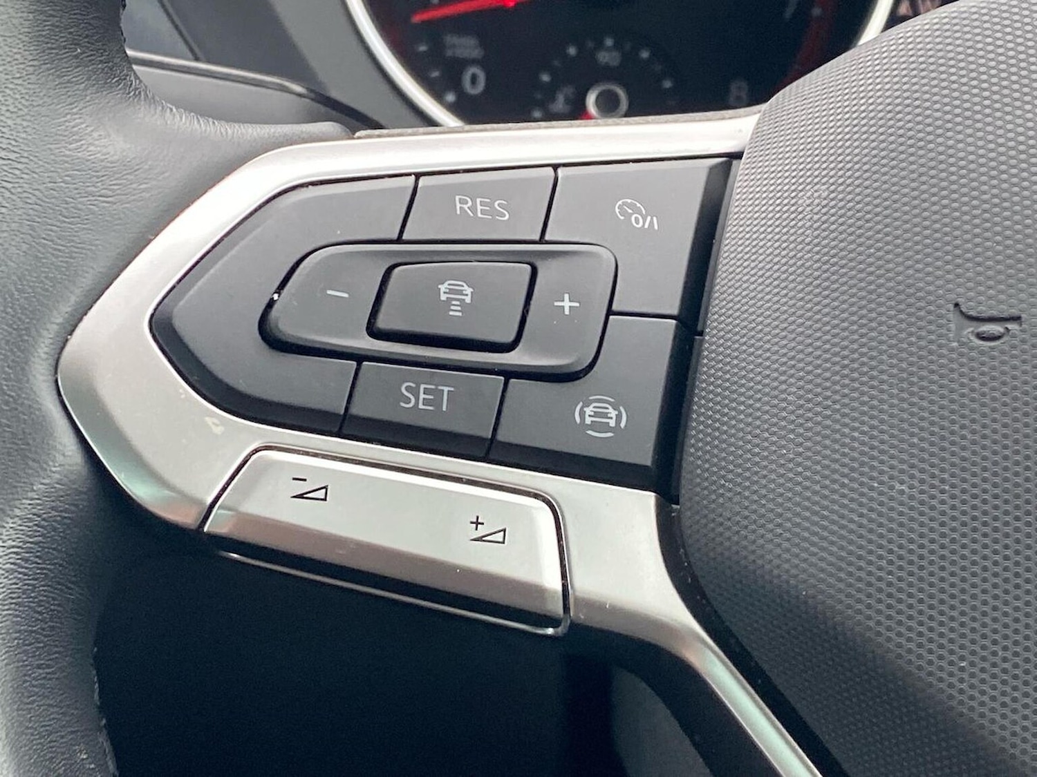 Used Volkswagen Tiguan 2023 for sale - 76159520: Photo 27