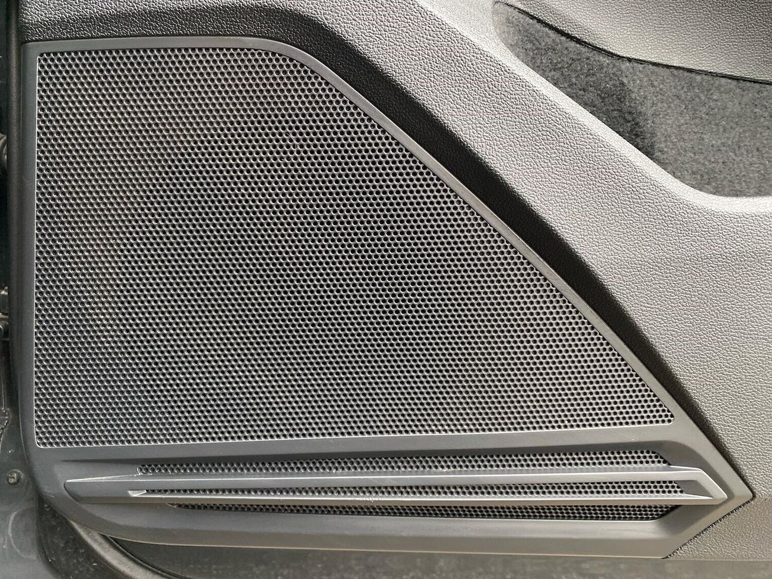 Used Volkswagen Tiguan 2023 for sale - 76159520: Photo 30