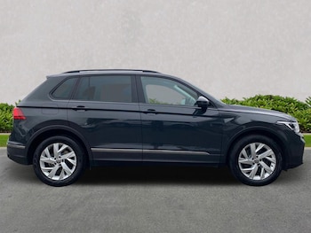 Used Volkswagen Tiguan 2023 for sale - 76159520: Photo 3
