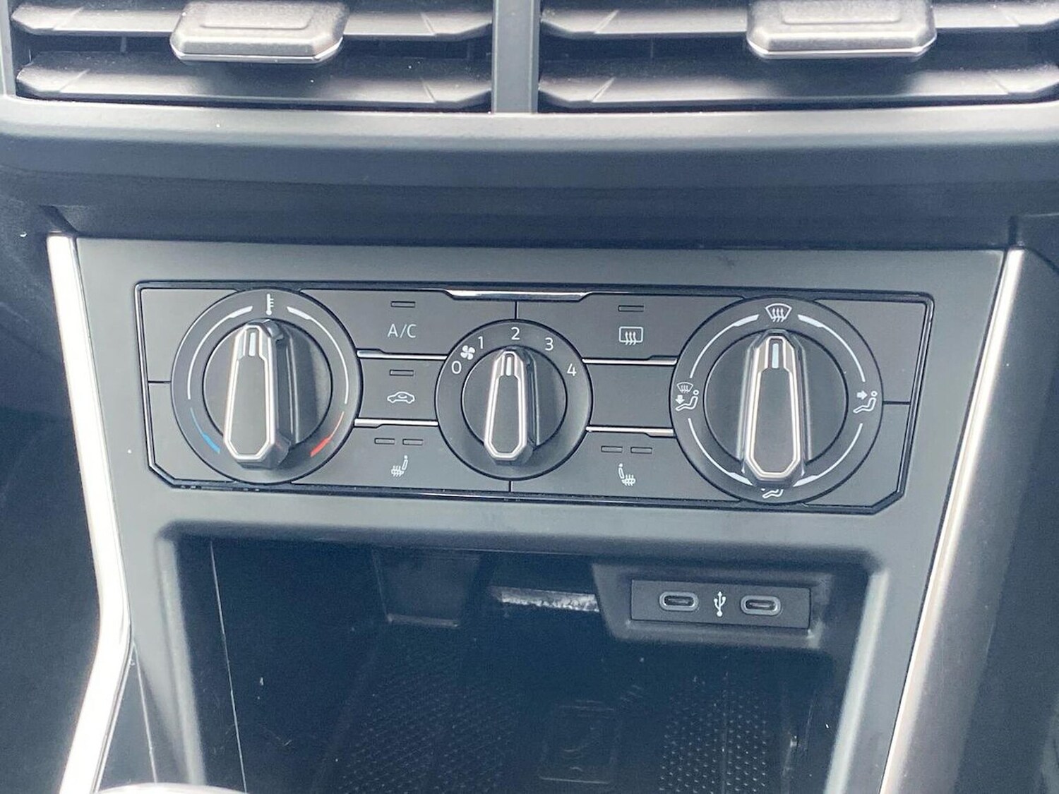 Used Volkswagen Taigo 2024 for sale - 78195929: Photo 12