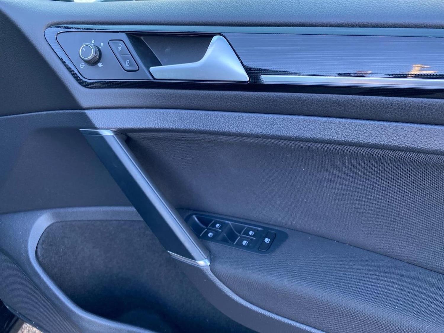 Used Volkswagen Golf 2019 for sale - 76628214: Photo 21