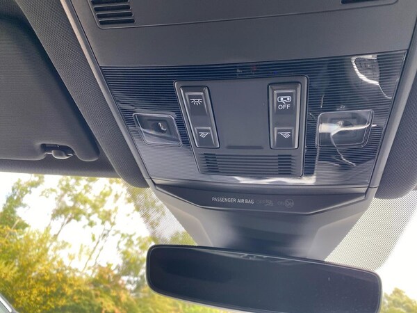 Used Volkswagen T-Roc 2025 for sale - 75651703: Photo 14