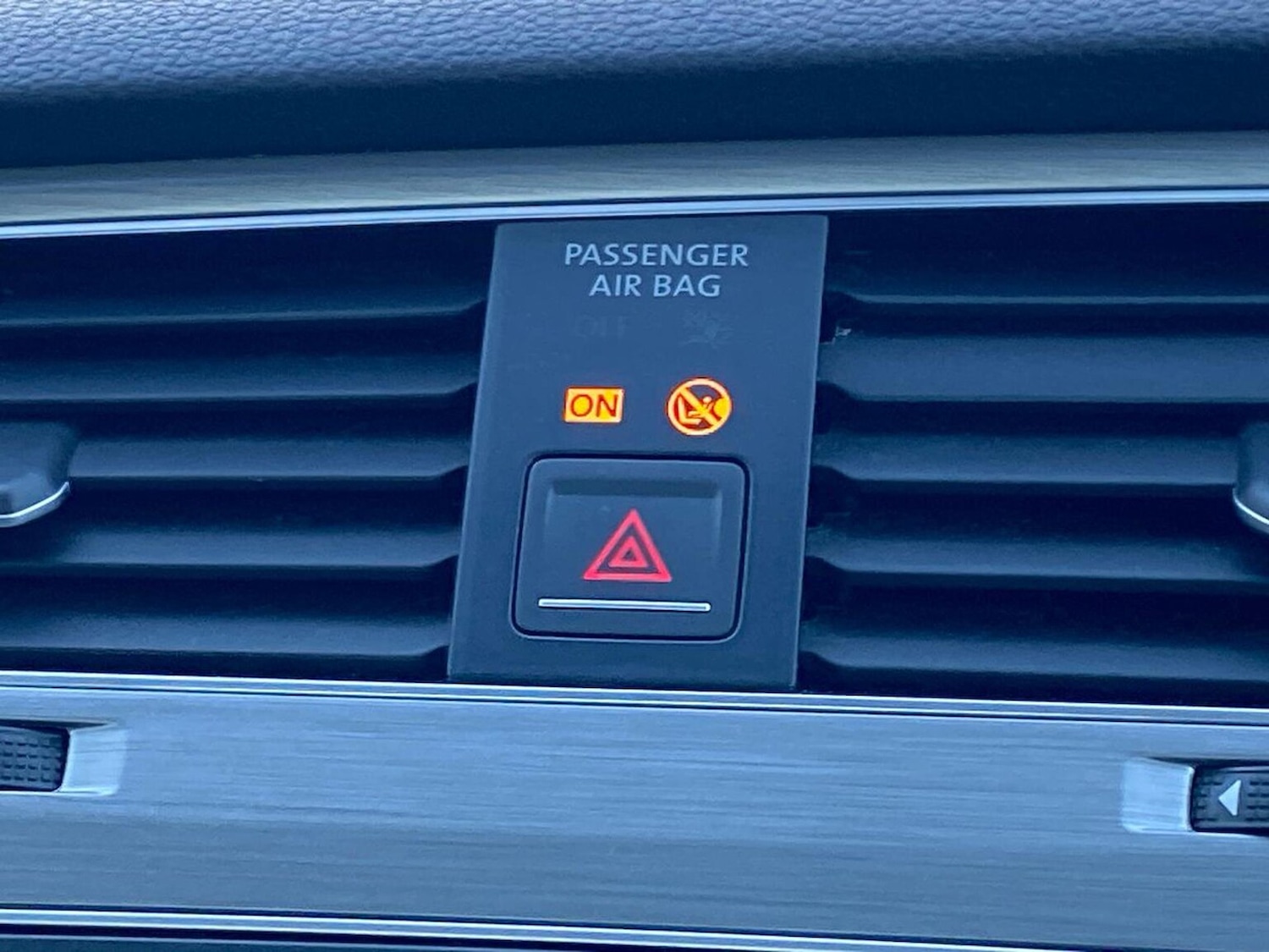 Used Volkswagen Golf 2017 for sale - 76963536: Photo 22