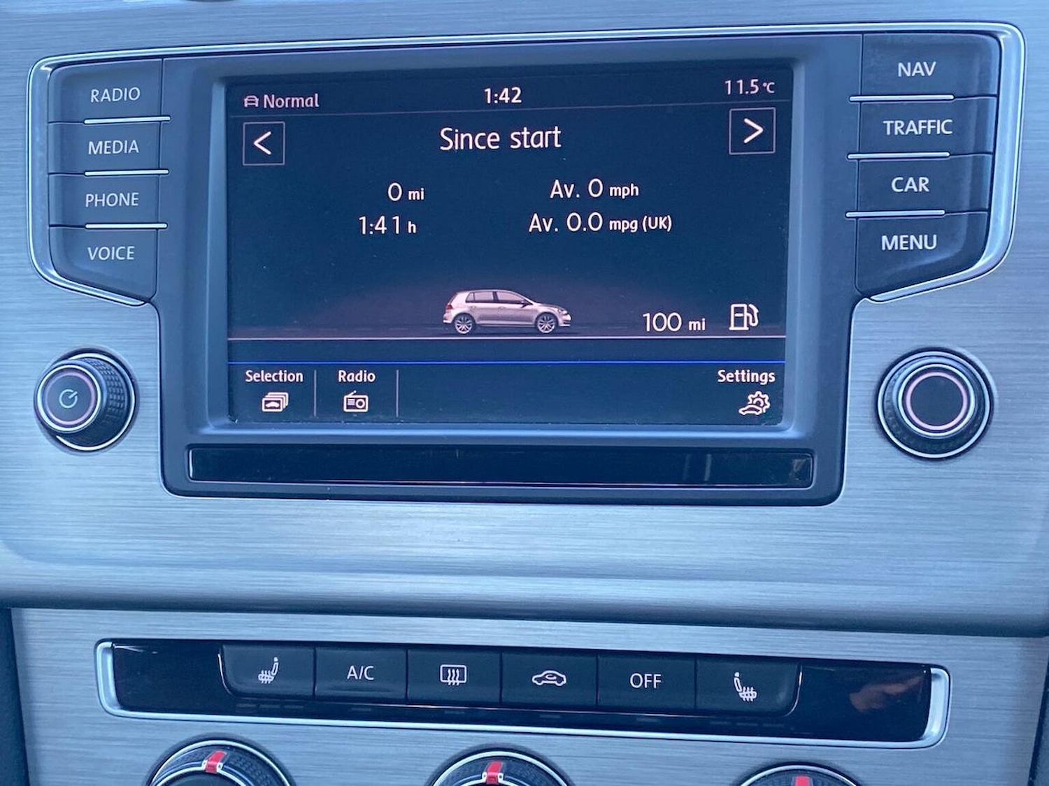 Used Volkswagen Golf 2017 for sale - 76963536: Photo 25