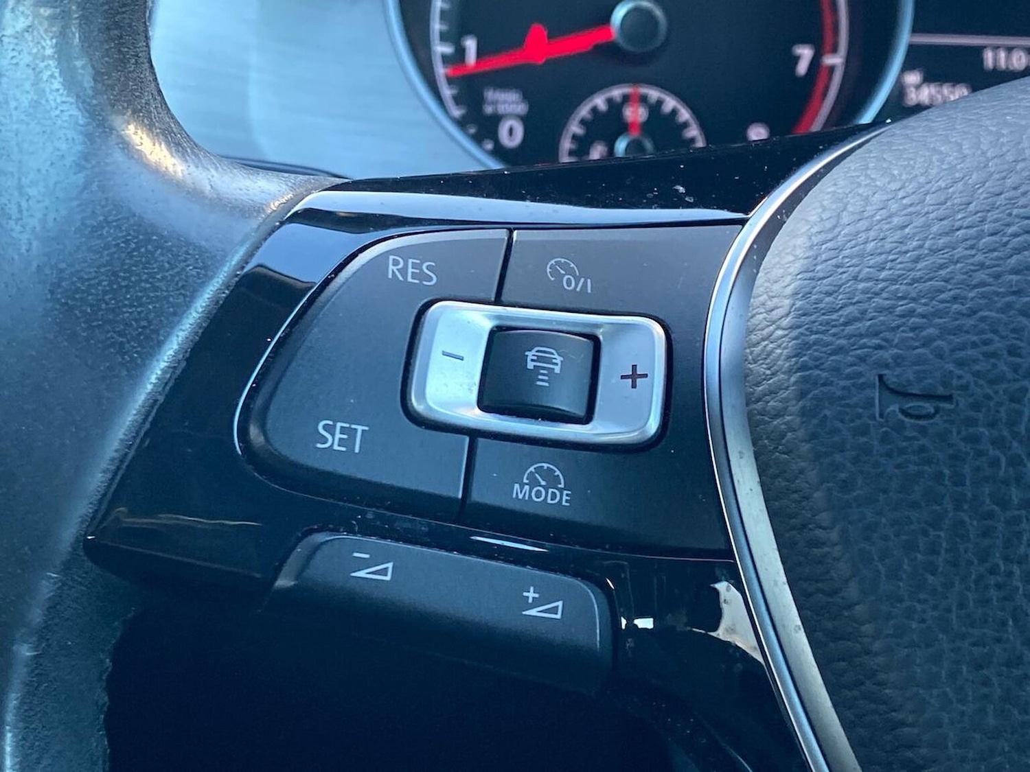 Used Volkswagen Golf 2017 for sale - 76963536: Photo 27