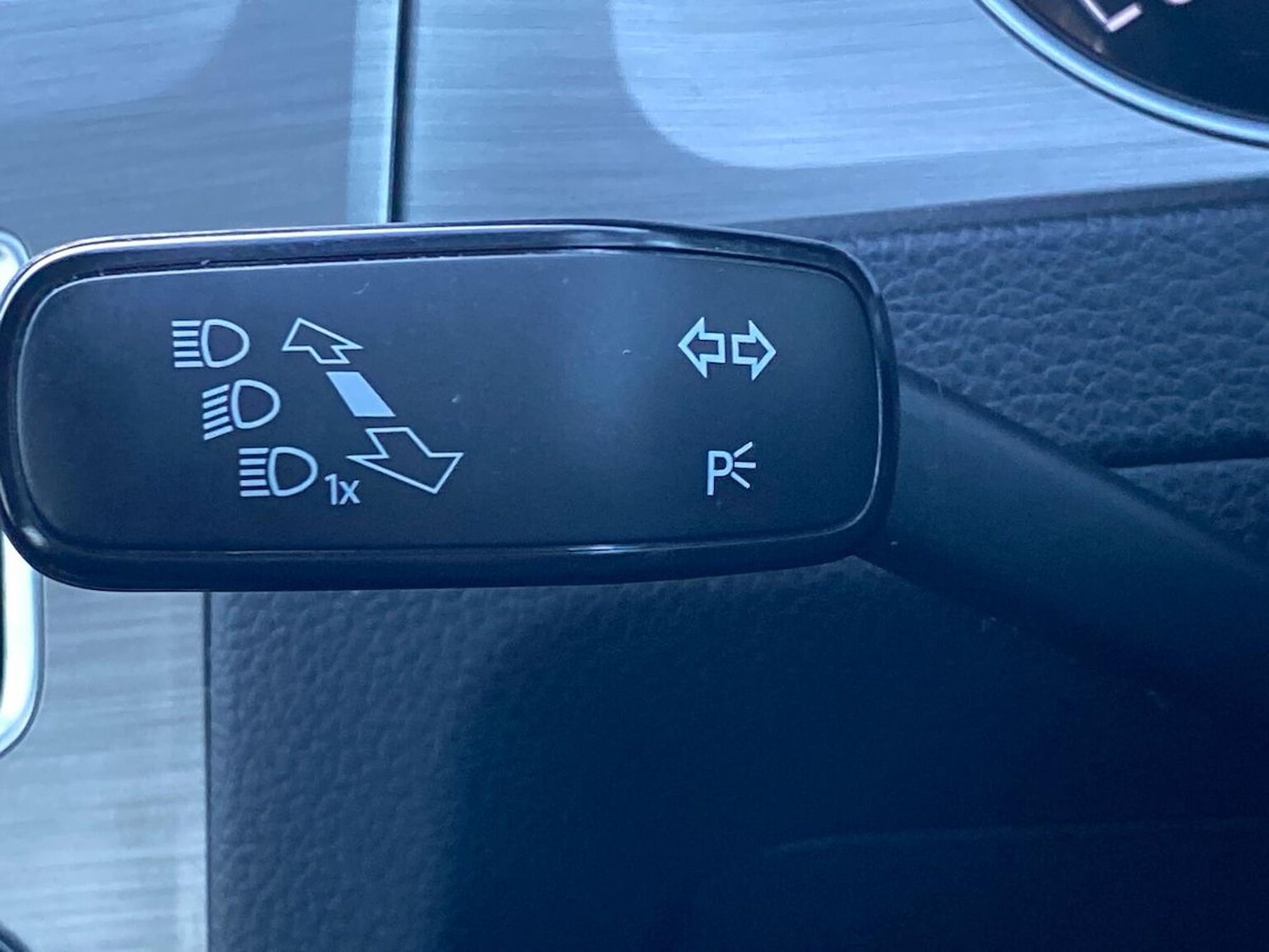 Used Volkswagen Golf 2017 for sale - 76963536: Photo 29