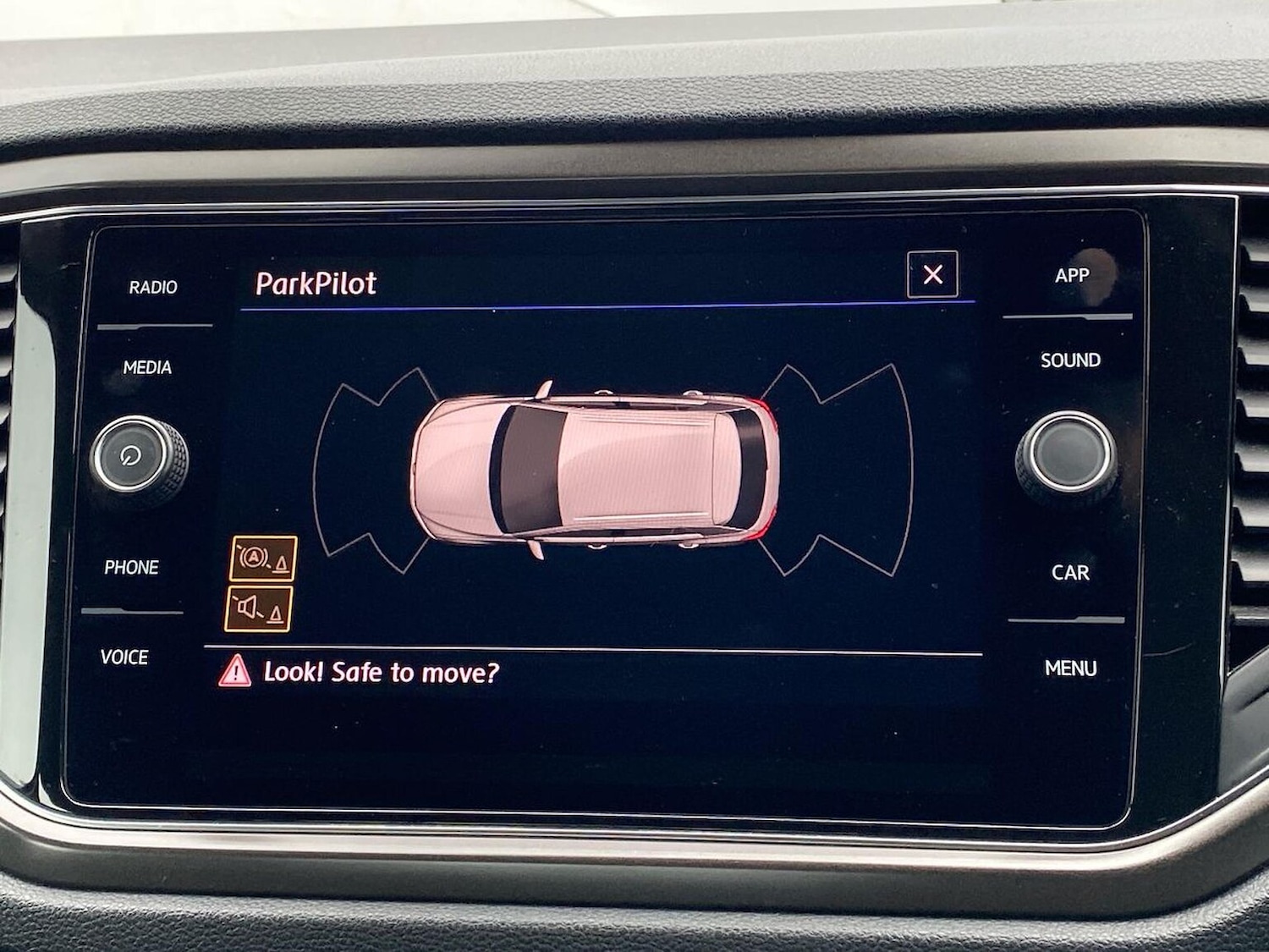 Used Volkswagen T-Roc 2019 for sale - 76490535: Photo 23