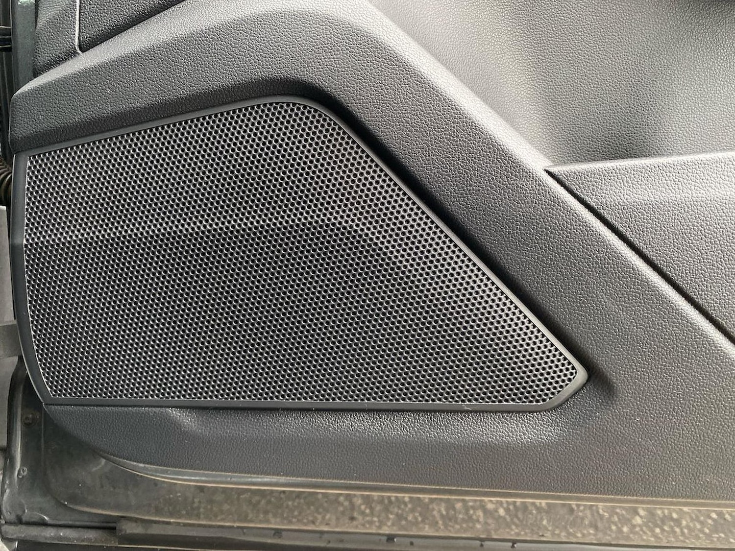 Used Volkswagen T-Roc 2019 for sale - 76490535: Photo 29