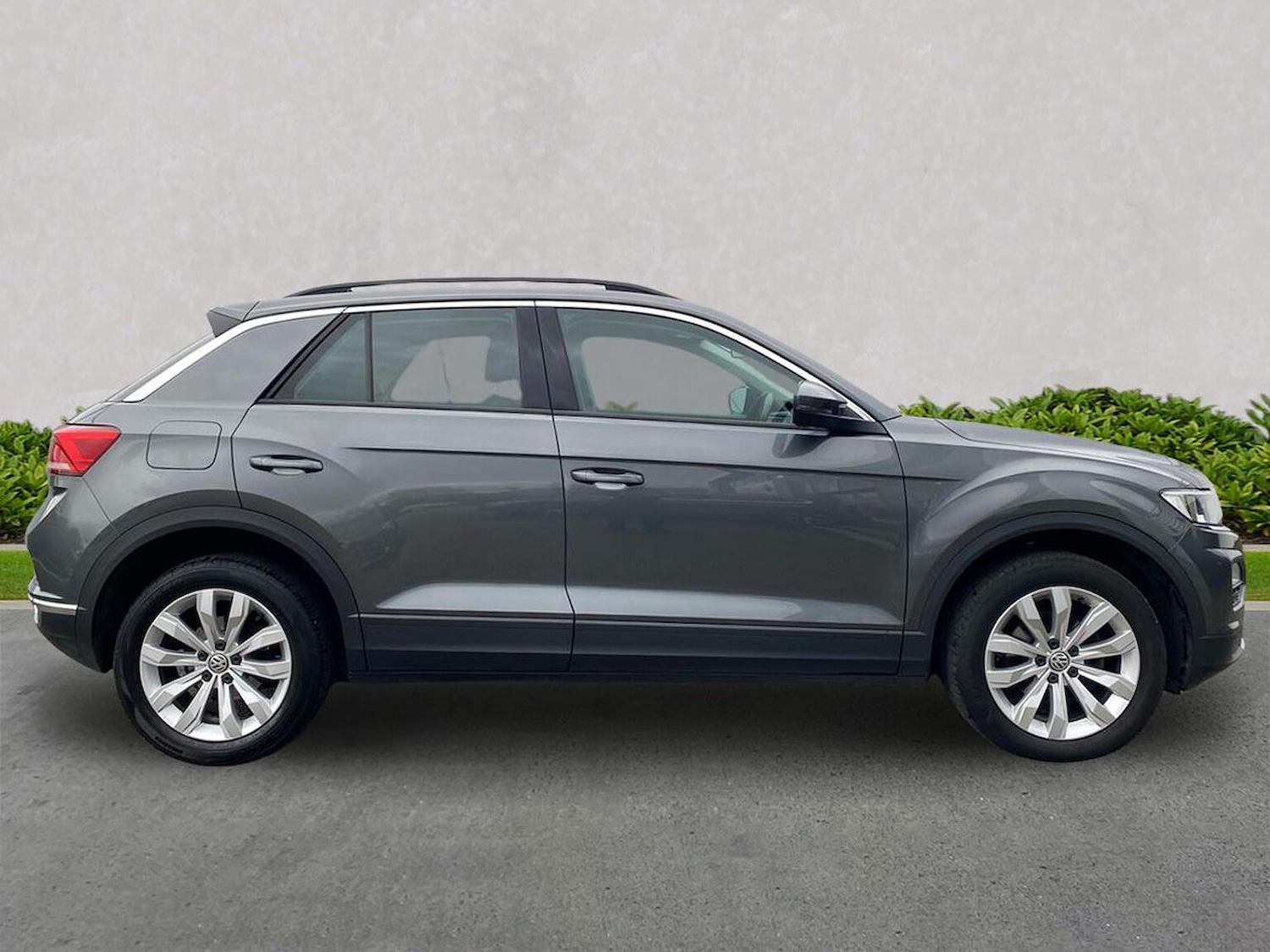 Used Volkswagen T-Roc 2019 for sale - 76490535: Photo 3