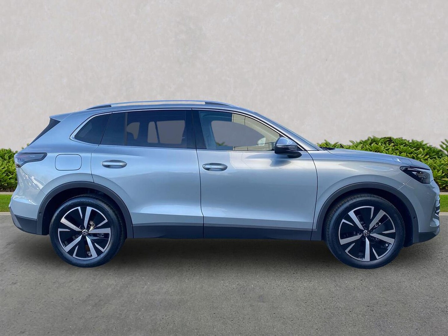 Used Volkswagen Tiguan 2025 for sale - 77616683: Photo 3