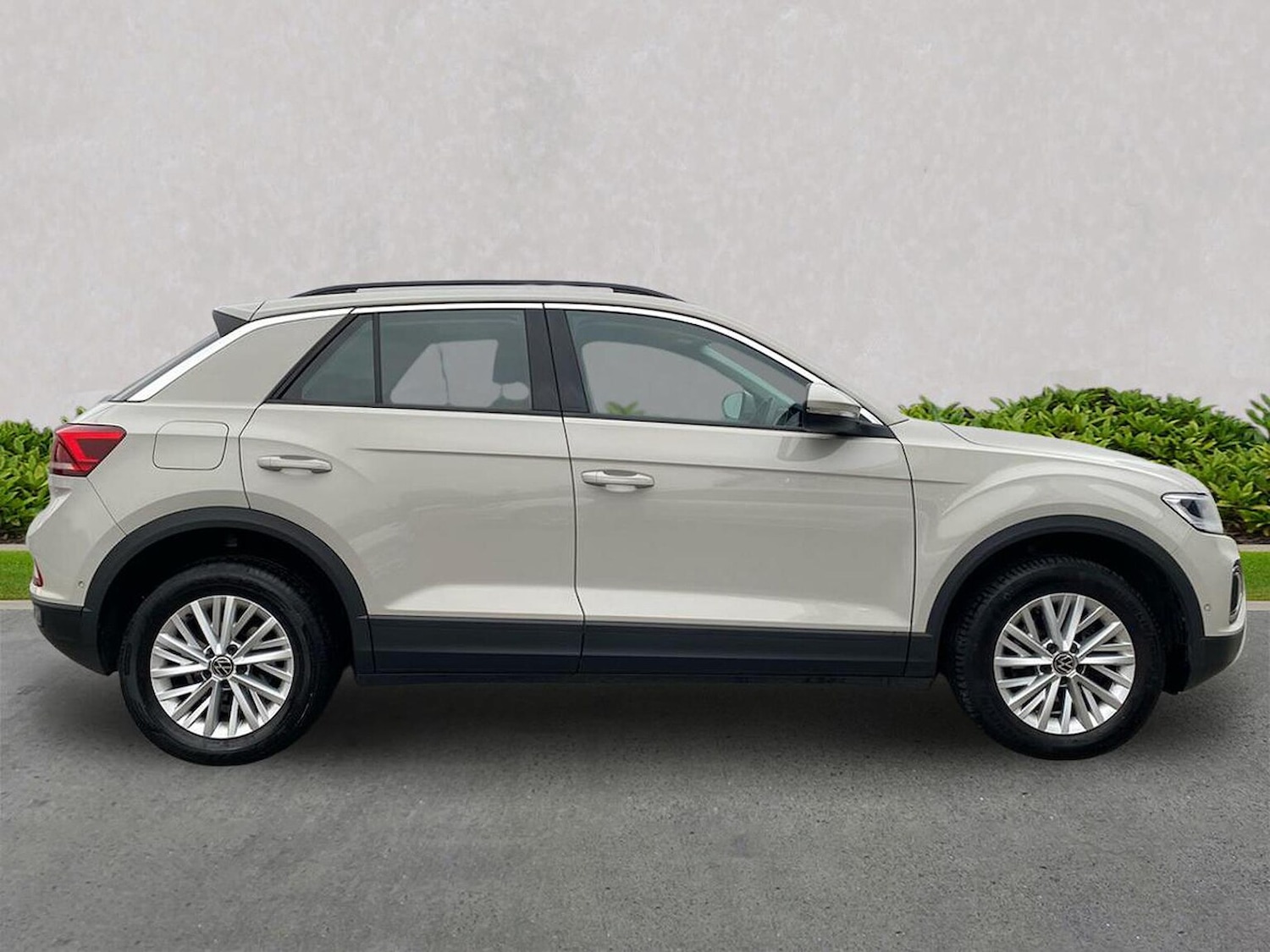 Used Volkswagen T-Roc 2022 for sale - 77830503: Photo 3