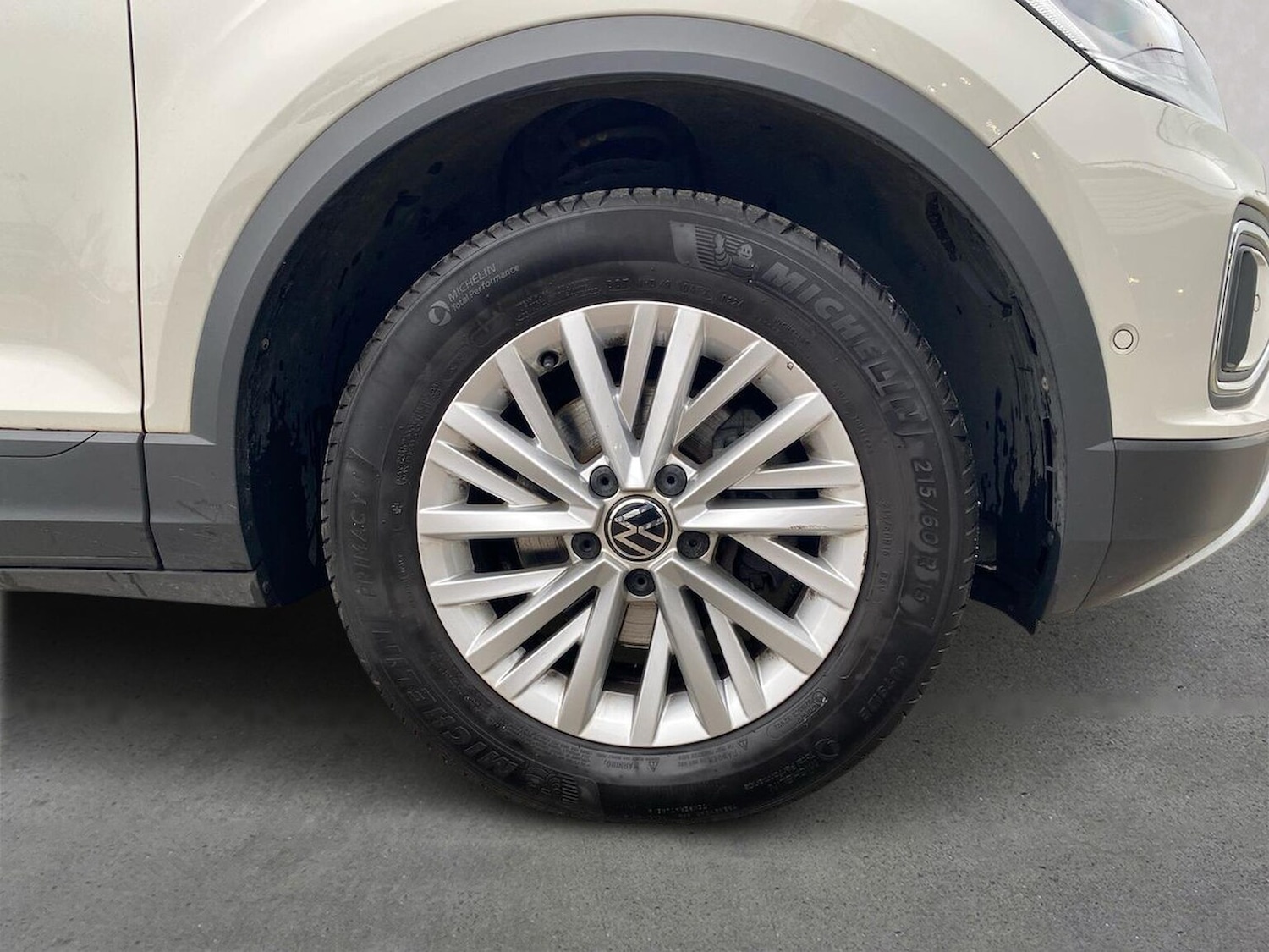 Used Volkswagen T-Roc 2022 for sale - 77830503: Photo 6