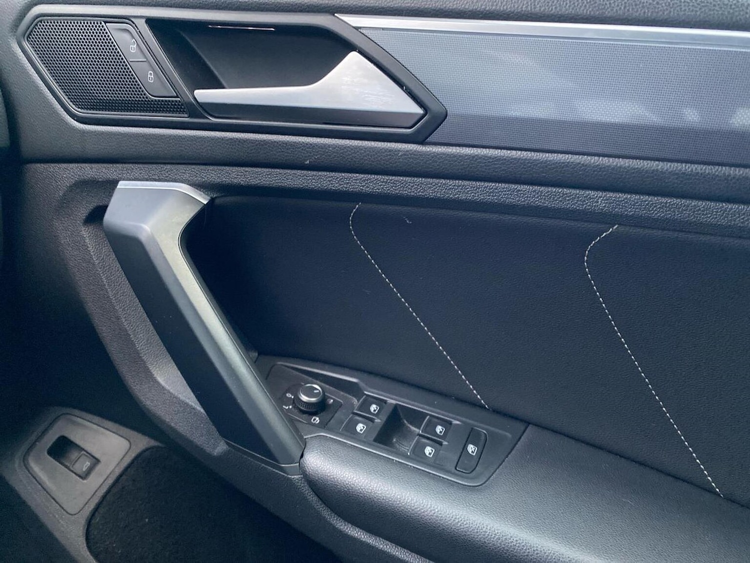 Used Volkswagen Tiguan 2020 for sale - 77501741: Photo 21