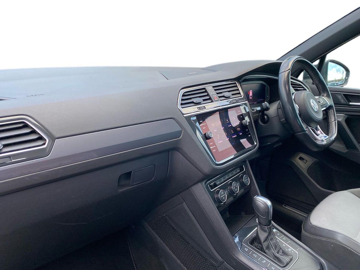 Used Volkswagen Tiguan 2020 for sale - 77501741: Photo 7